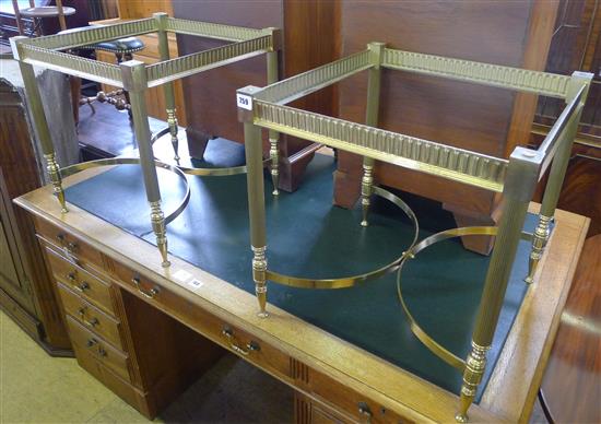 Pr brass tables